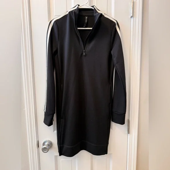 Athleta Crosstown Track Dress w/ Pockets Size XXS - Picture 9 of 9